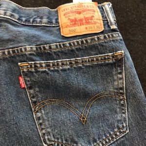 Levi’s comfort fit jeans